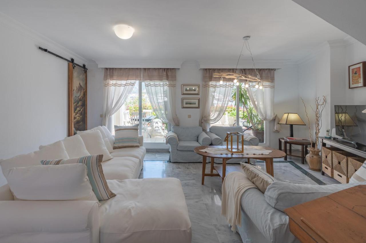 Apartamentos Las Terrazas 马尔韦利亚 外观 照片